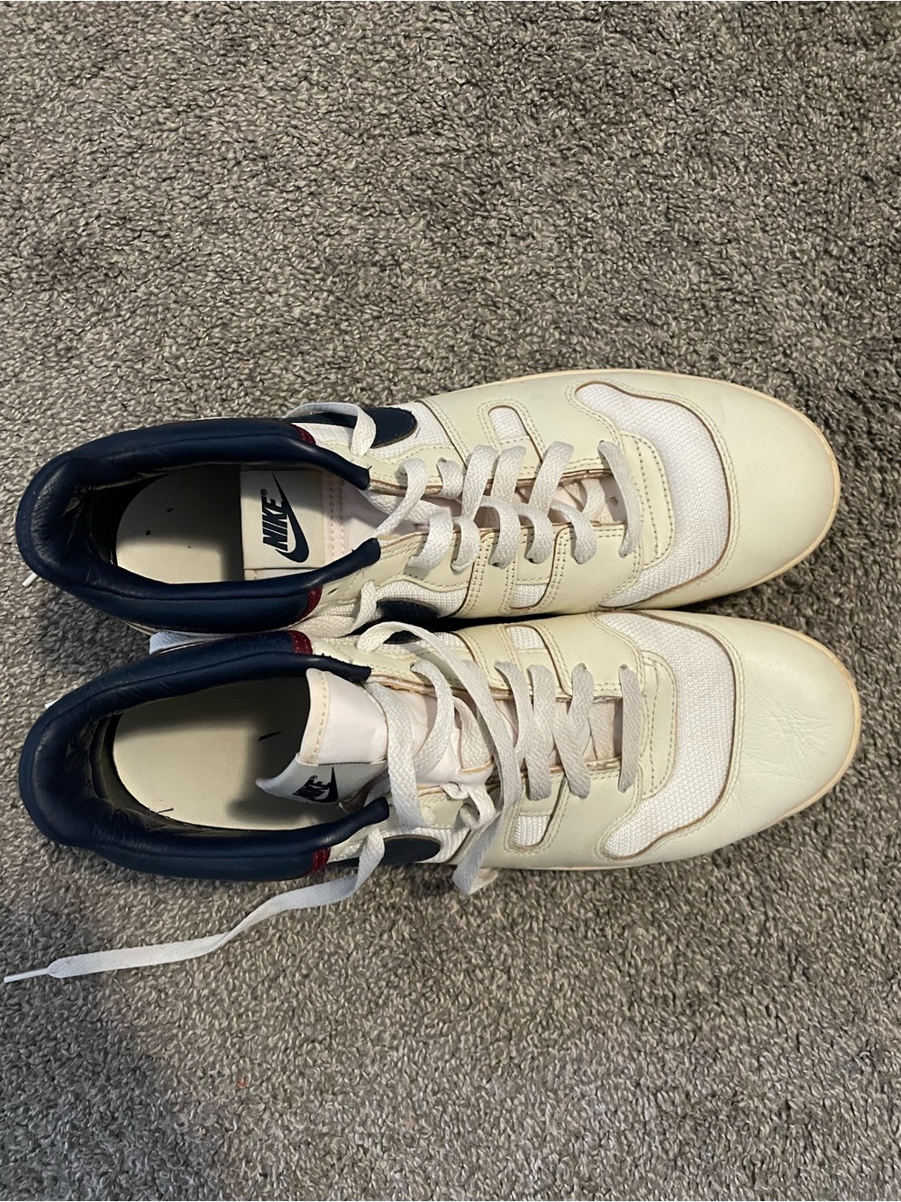 Nike Men's Cream and Navy Retro High-Top Sneakers